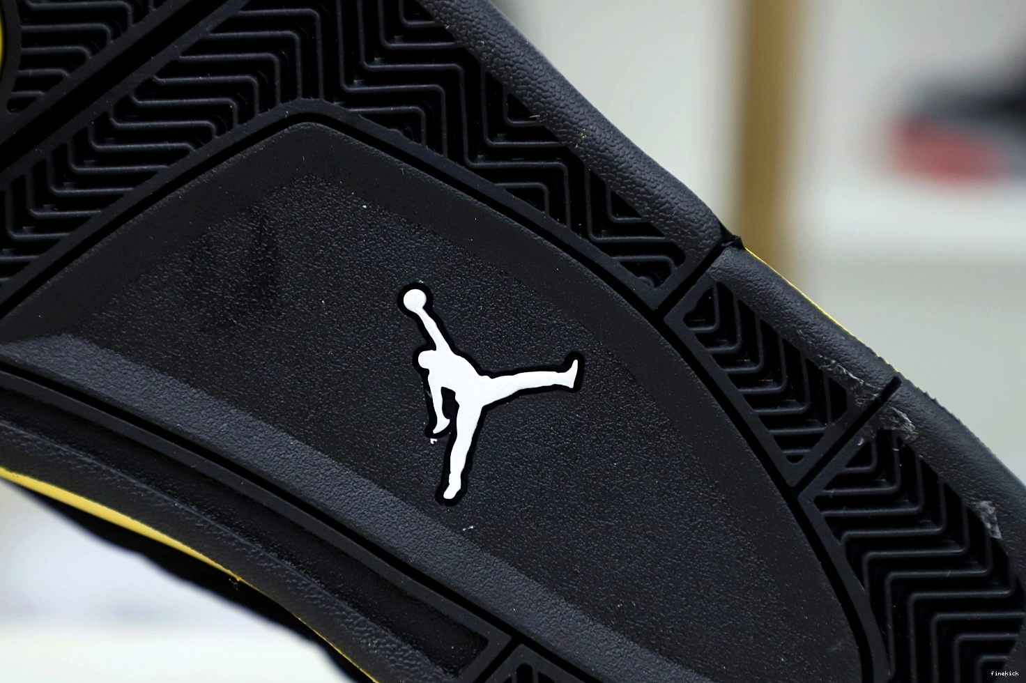 2023  Jordan Jordan4 thunder Air 0825